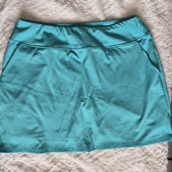 Tommy Bahama Turquoise Golf Skort - Picture 5 of 5